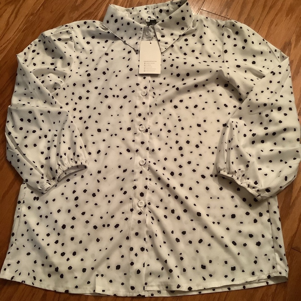 Suvimuga White Black Speckled Button Front Blouse
